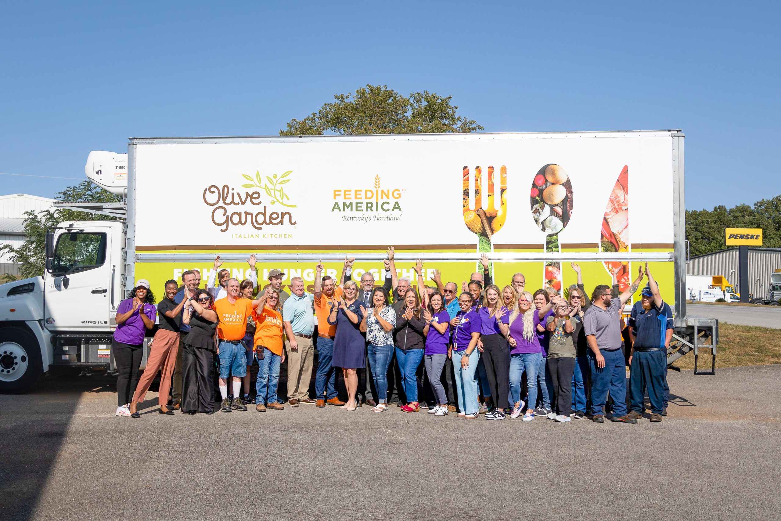 Feeding America, Kentucky’s Heartland receives refrigerated vehicle and funds to support people facing hunger in 42-county area